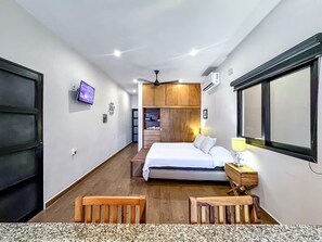 6 habitaciones, escritorio, wifi gratis y ropa de cama 
