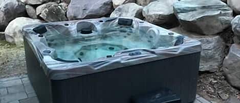 Baignoire à remous extérieure
