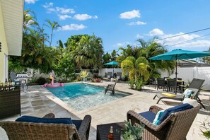 Outdoor pool, a heated pool - 577 Sunny Daze | Private Heated Pool - Close2Beach (Naples)