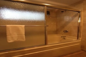 Bathtub