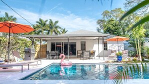 屋外プール、温水プール