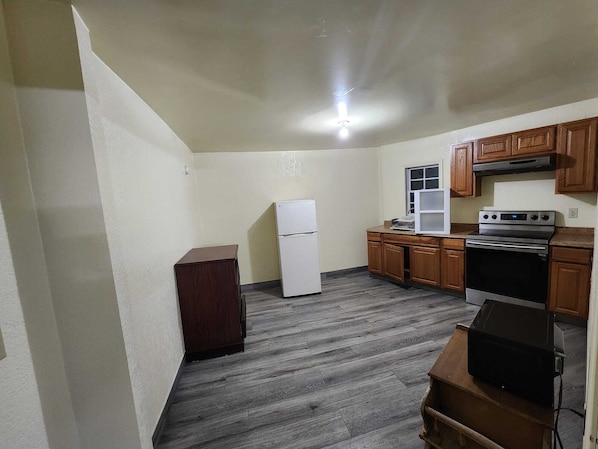 Private kitchen - Green Garden Inn (Greensboro)