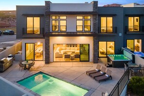 House, Multiple Bedrooms | Exterior - Ace on the 8th by RedAwning (Washington)
