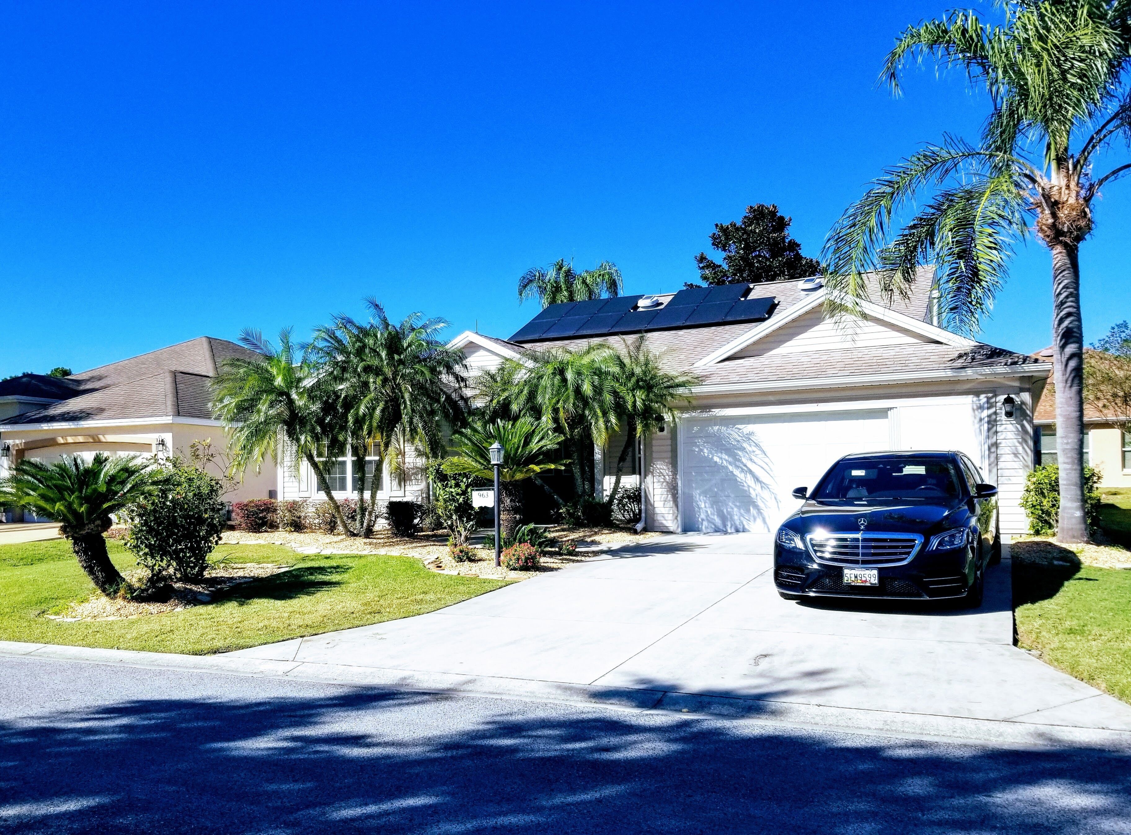 Beautiful designer home at Virginia Trace, Lake Sumter's Landing
