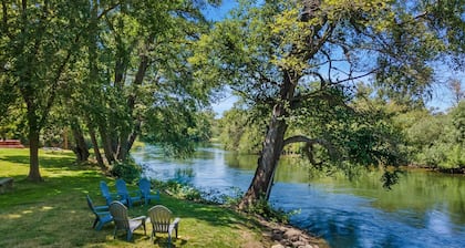 Stone River Retreat, Spa, Pool, Private, 6 Rms