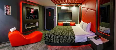 普通開放式套房, 1 張特大雙人床, 庭園景 | 房內夾萬、獨特設計、隔音、免費 Wi-Fi