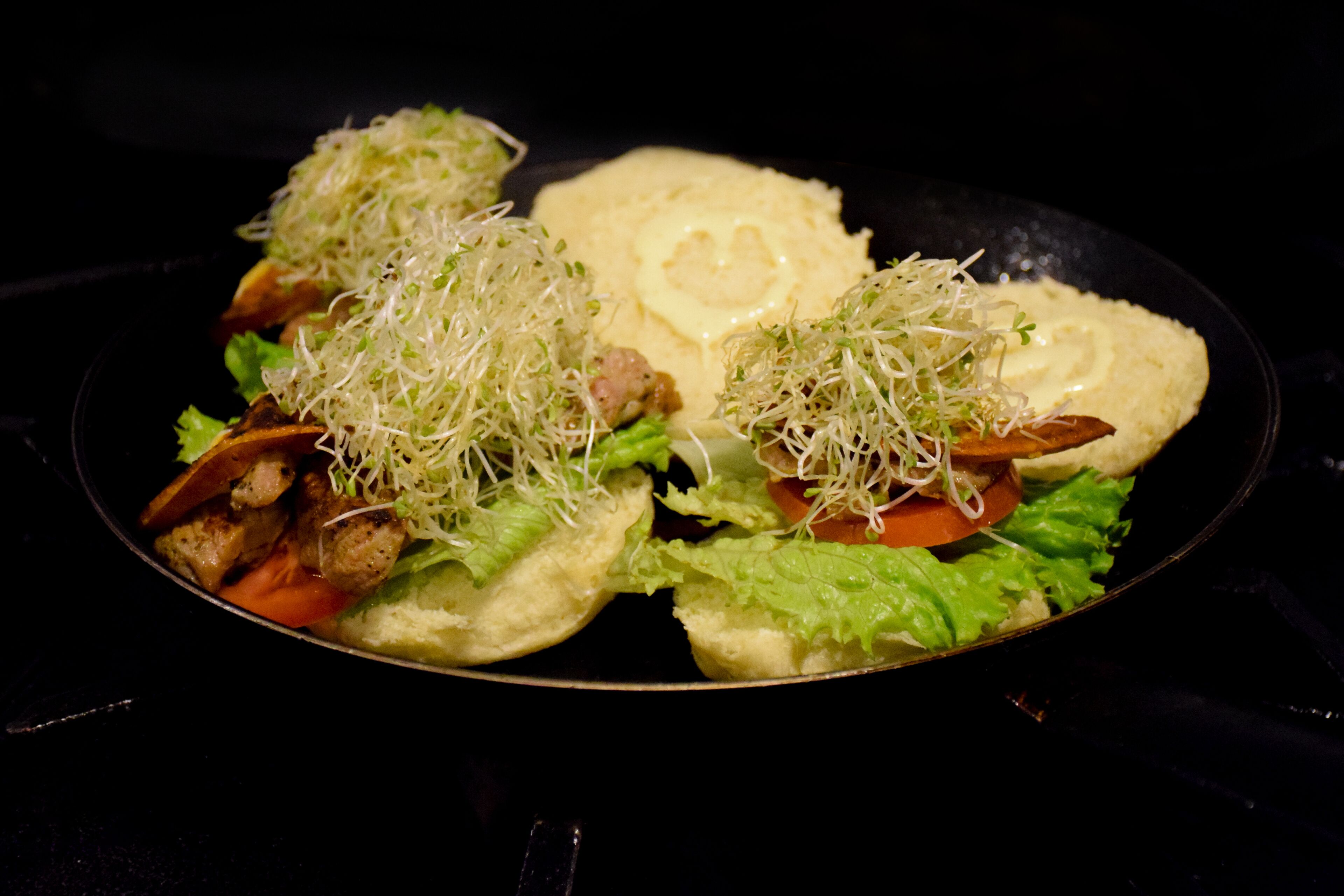 daily cooked-to-order breakfast (mxn 120 per person)