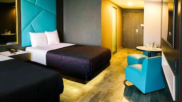 Junior Studio Suite, 2 Queen Beds, Courtyard View | Egyptian cotton sheets, premium bedding, in-room safe