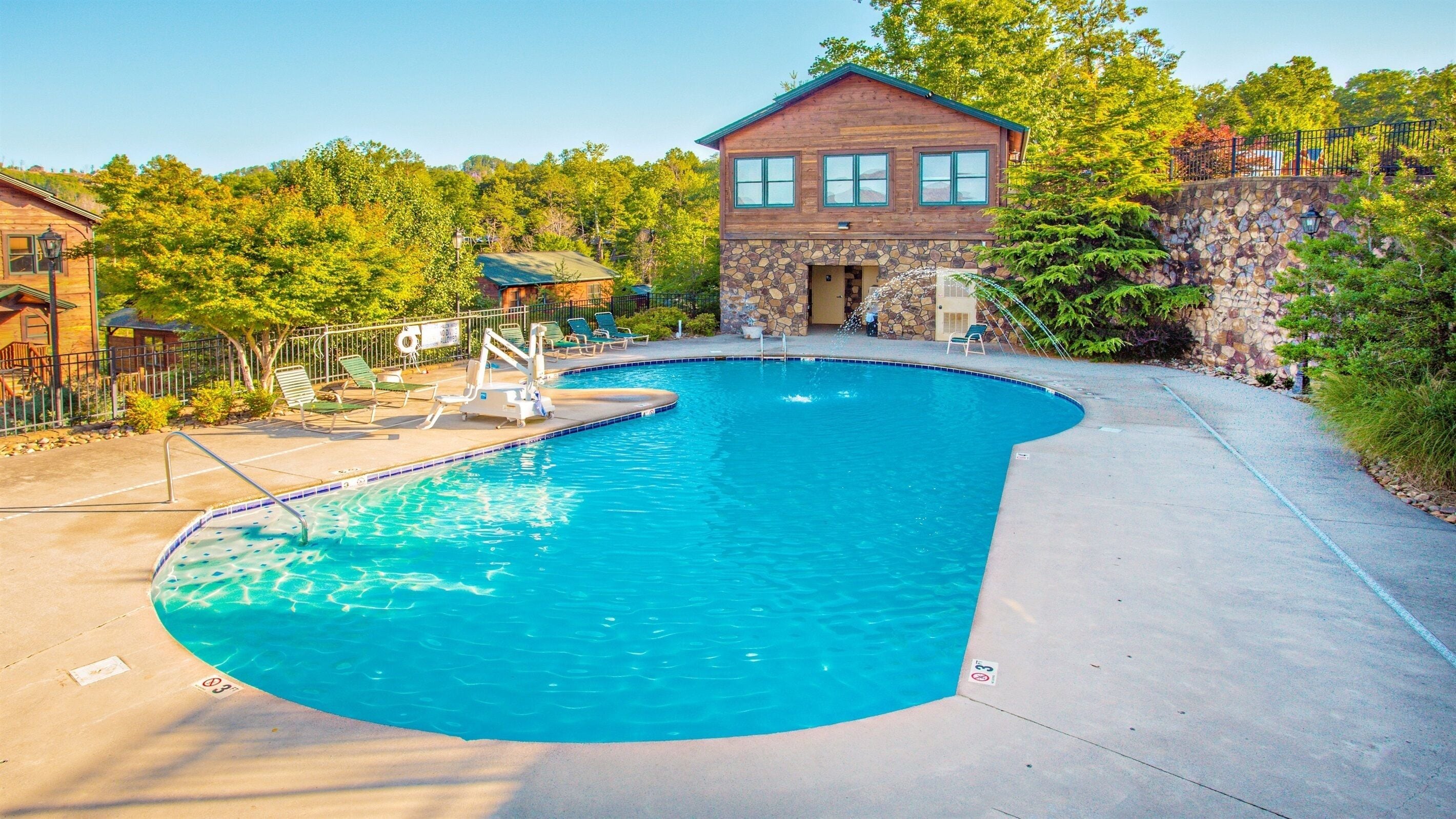 Alberca al aire libre 