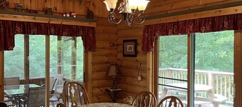Genuine Log Cabin ~ Perfect Getaway ~ Pool Table ~ Outdoor Hot Tub ~ Fire Pit