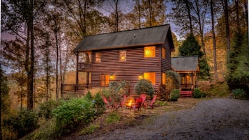 House, 3 Bedrooms | Exterior