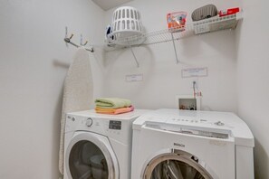 House, 4 Bedrooms | Interior - Michael's Southern Dunes Vacation Home 4 Bedroom Home by Redawning (Haines City)