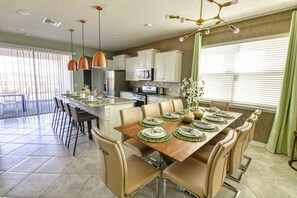 Casa, 5 camere da letto | Ristoranti