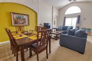 Casa, 4 camere da letto | Ristoranti