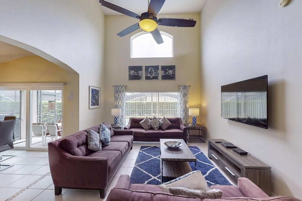 House, 5 Bedrooms | Living area | TV, foosball