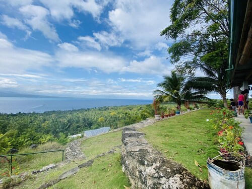 Million Dollar Ocean & Island View