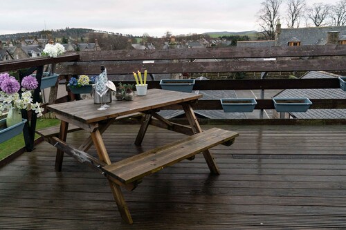 Dunedin House -Contractors - Business Travellers