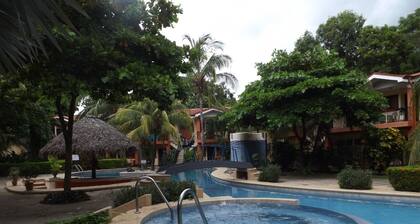 Room-nice Condo for Vacation in Playas d