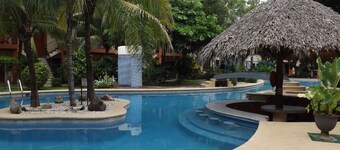 Room-nice Condo for Vacation in Playas d