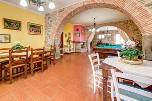 Villa - flera sovrum - tillgänglighetsanpassat - rökare | Restauranger