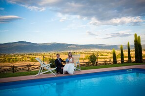 Villa - flera sovrum - tillgänglighetsanpassat - rökare | Pool | Utomhuspool