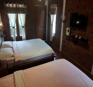 Desk, bed sheets