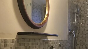 Bathroom - Single Room With Kitchenette Close To City Centre (Florence)