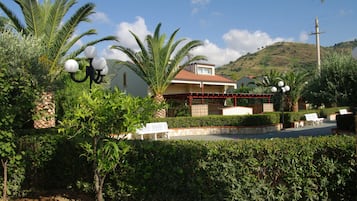 Apartment, 2 Schlafzimmer, Raucher, Terrasse | Unterkunftsgelände