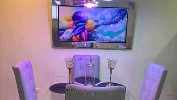 Apartment, 1 Bedroom, Patio, City View | Kemudahan bilik