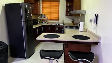 Căn hộ, 1 phòng ngủ, sân hiên, quang cảnh thành phố | Nội thất