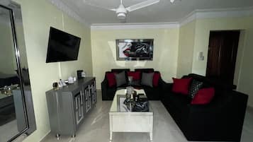 Apartamento, 1 quarto, varanda, vista para a cidade | Comodidades do quarto