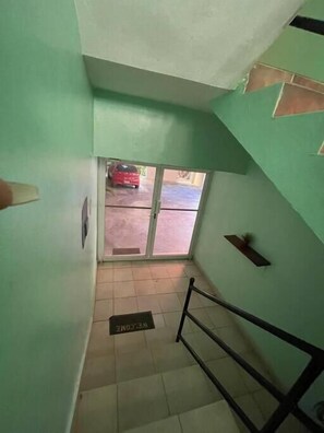 Apartamento, 1 quarto, varanda, vista para a cidade | Entrada da propriedade