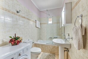 Bathroom - Toscana Villa 2 - 2 Bedroom Private Pool Villa (Zakynthos)