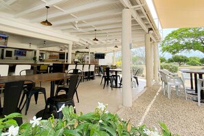 Apartment, 2 Bedrooms, Balcony, Garden View | Exterior