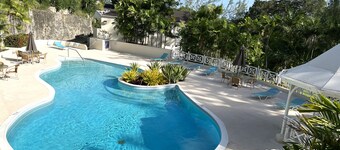 Rockley Orange Hill - by Zenbreak