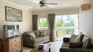 Apartemen, 2 kamar tidur, balkon, pemandangan kebun | Ruang keluarga