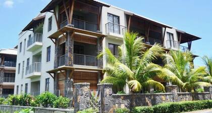 West Terraces Residence No 5 With Seafront Beachfront License No 13516