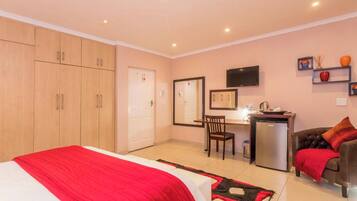 Room, 1 Bedroom, Accessible, Smoking | 1 bedroom