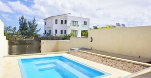 Outdoor pool - Palmyre Residence No 8 Licensed By Tourism Authority 10071 (Flic-en-Flac)