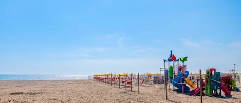 Apartment, 1 Bedroom, Balcony | Beach