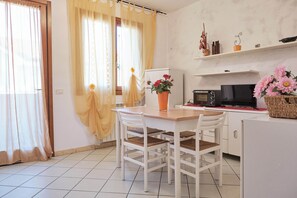 apartman, 1 hálószobával, erkély | Étkező