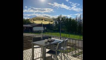 Chalet, 2 Bedrooms, Smoking, Balcony | Kawasan hartanah