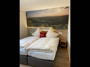 Chalet, 2 Bedrooms, Smoking, Balcony | 3 bedrooms, WiFi - Paganetti´s Chalet - Two Bedroom House (Breitscheid)