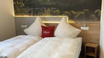 Chalet, 2 Bedrooms, Smoking, Balcony | 3 bilik tidur, Wi-fi