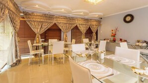 Room, 1 Bedroom, Accessible, Smoking | Living area - Room-ezulwini Guest House - Executive Do (Ballito)