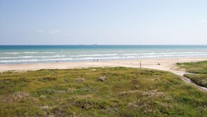 Unclassified image, 2 of 25, button - Seville 406 by Padre Island Rentals (South Padre Island)