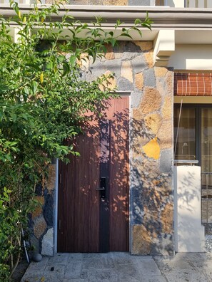 Entrée de l’hébergement
