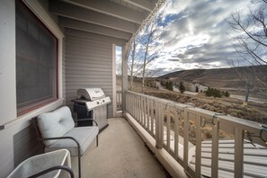 Cabin, 2 Bedrooms | Property grounds - Palomino At Kicking Horse 2 Bedroom Cabin by Redawning (Granby)