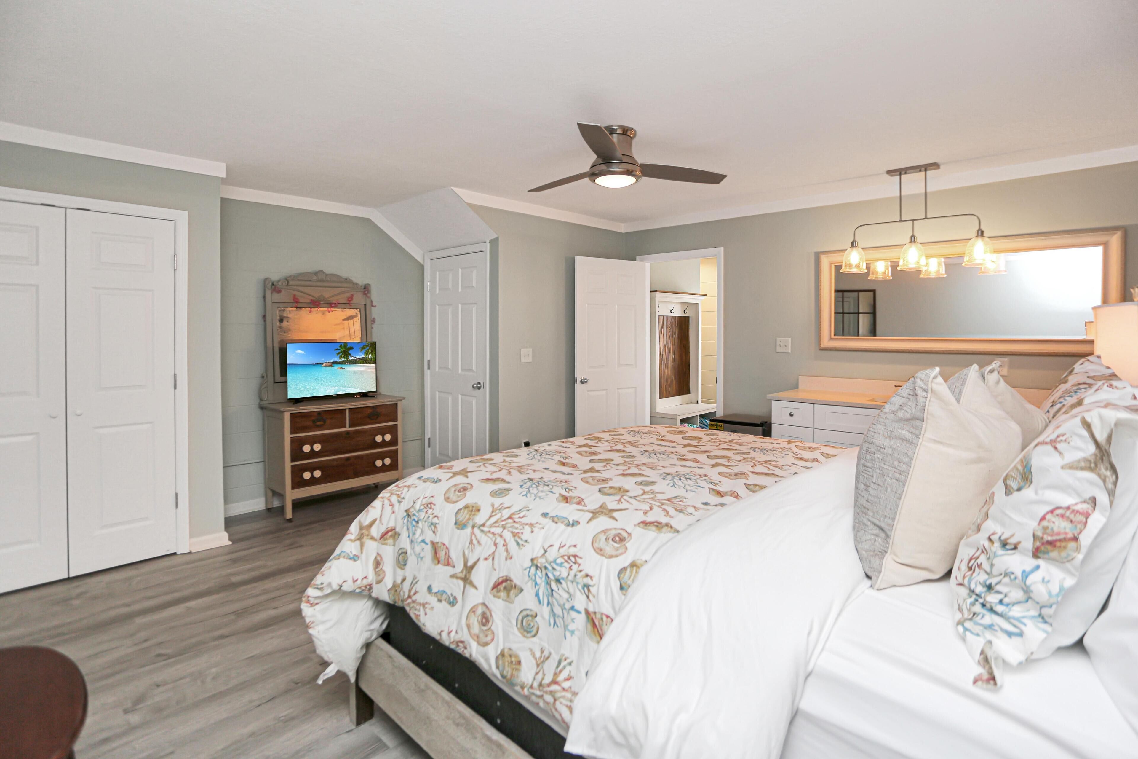 House, Multiple Beds (The Ricks Carlton) | 3 bedrooms, free WiFi