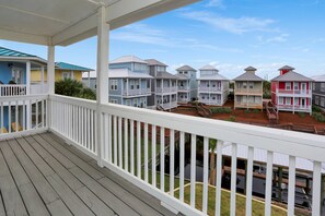 House, Multiple Beds (The Ricks Carlton) | Property grounds